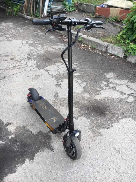 Електросамакат (скутер)
