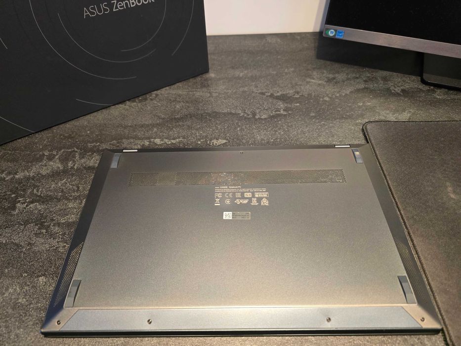 ASUS ZenBook UX425E, Windows 11, Intel core i5, RAM 16GB, SSD 512GB