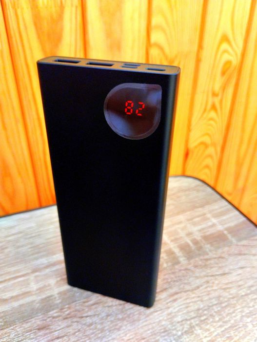 Новий павербанк Baseus швидка зарядка