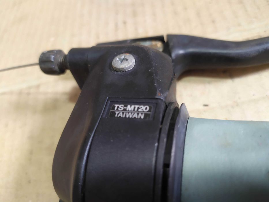 Моноблок манетка SUNTOUR на три скорости