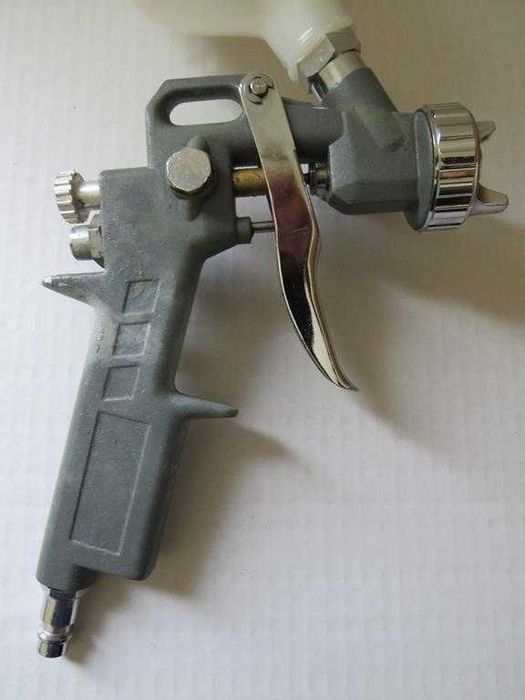 Pistola pintura ar comprimido, nunca utilizada. Com copo FRATURADO!