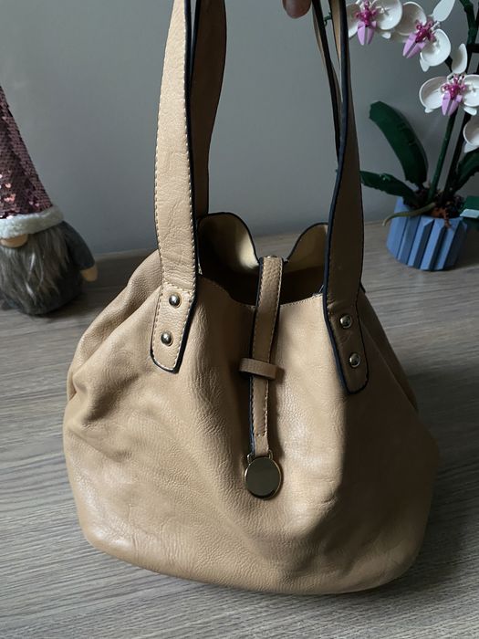 Beżowa pojemna torebka