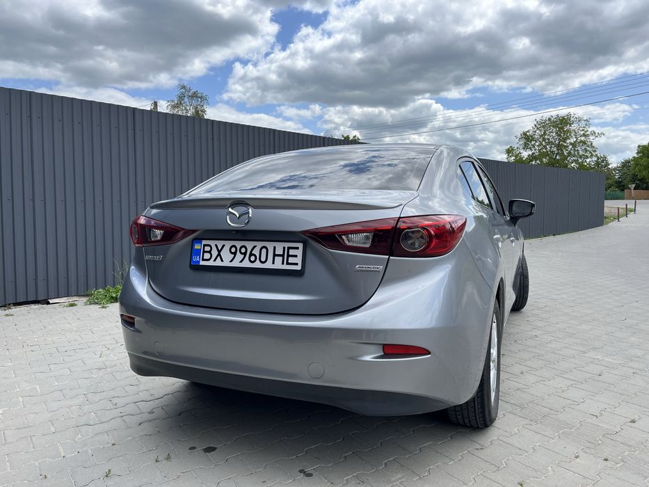 Продам автомобіль Mazda 3
