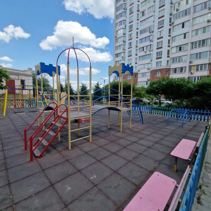 Сдаю  1 но комнатную, тёплый кирпичный дом
