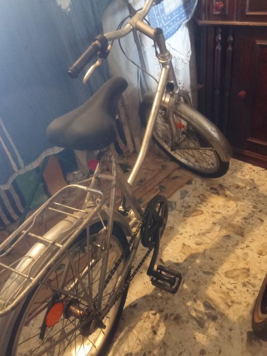 Vendo duas bicicletas confersil e Alhambra