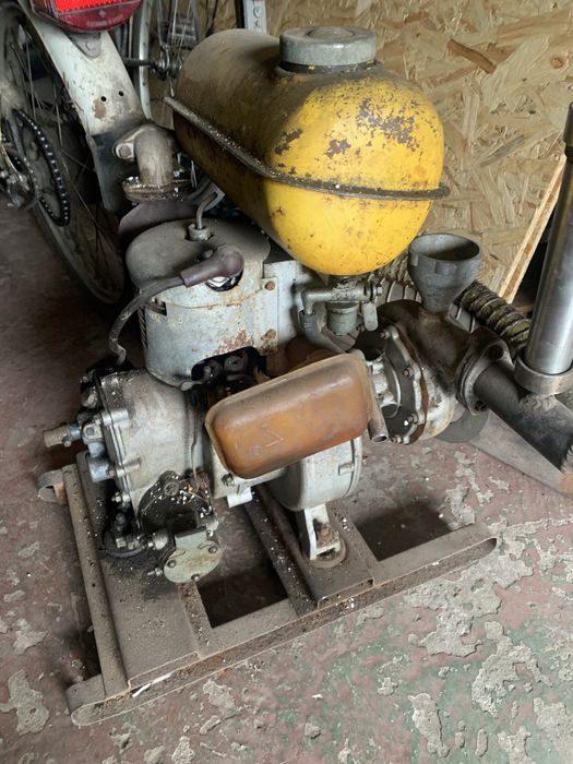 Мотопомпа Совєтського протзводства