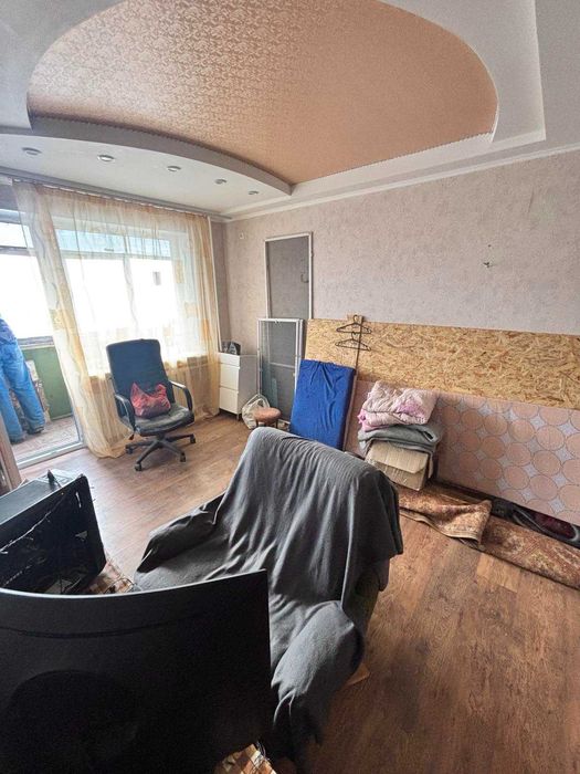 Продается 2-комнатная квартира, р-н Артема.  Торг