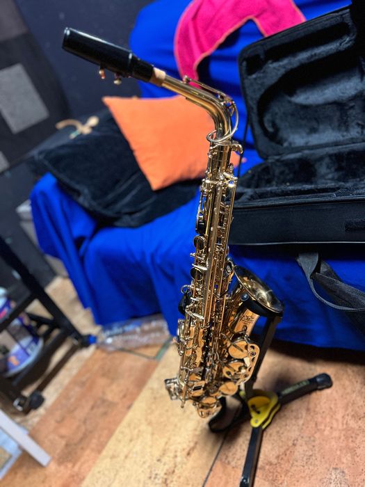 Saxofone alto J Michael AL 500