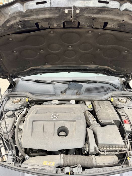 Mercedes-Benz CLA 180 d