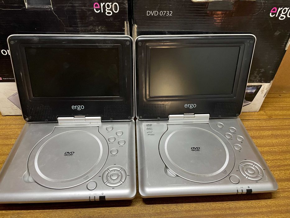 2 штуки, Портативний DVD плеєр Ergo TF-DVD0731, Black