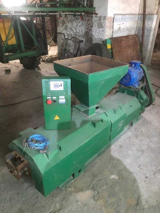 Пресс шнековий ЄКСТРУДЕР ЄК-75/1200