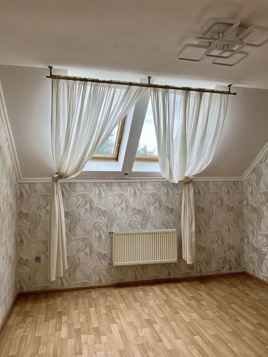 Два будинки в центрі міста
