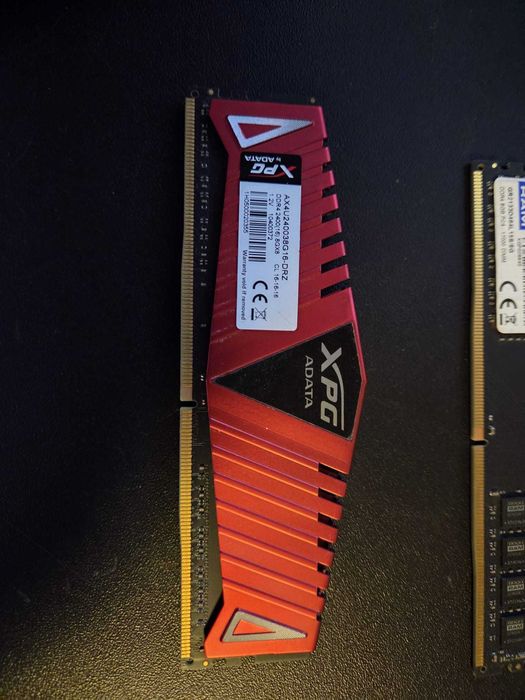 Pamięć RAM DDR4 8GB Sprawna