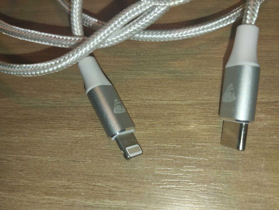 Ładowarka Lightning - do iPad / iPhone