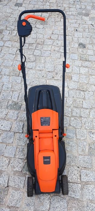 Corta-relva Elétrico Kinstorm 1100W (Excelente Estado)