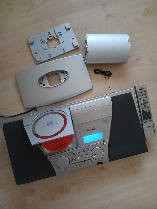 Sprzedam-odtwarzacz CD i kaset magnetofonowych plus radio(3w1).