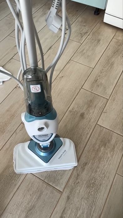 Парова швабра Black + Decker FSM1616