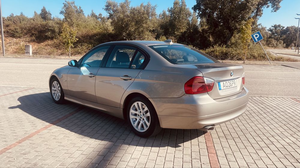 BMW 318d 2007  E90— Excelente Estado de Conservação