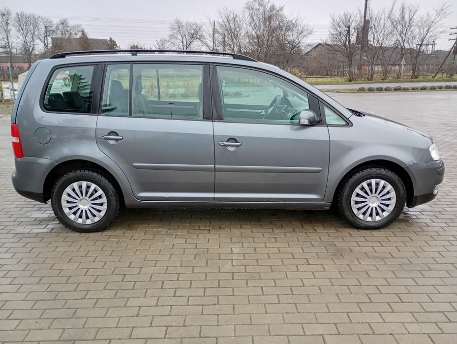 Volkswagen Touran