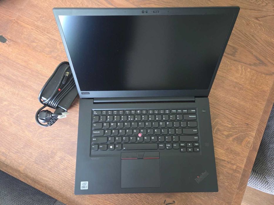 Lenovo X1 Carbon Extreme Gen3 GTX 1650 Ti