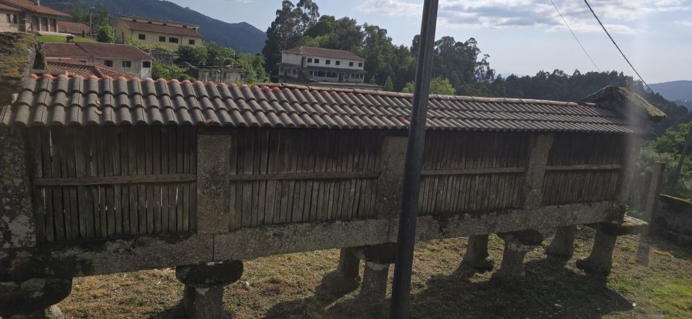 Espigueiro em Pedra na zona do Gerês