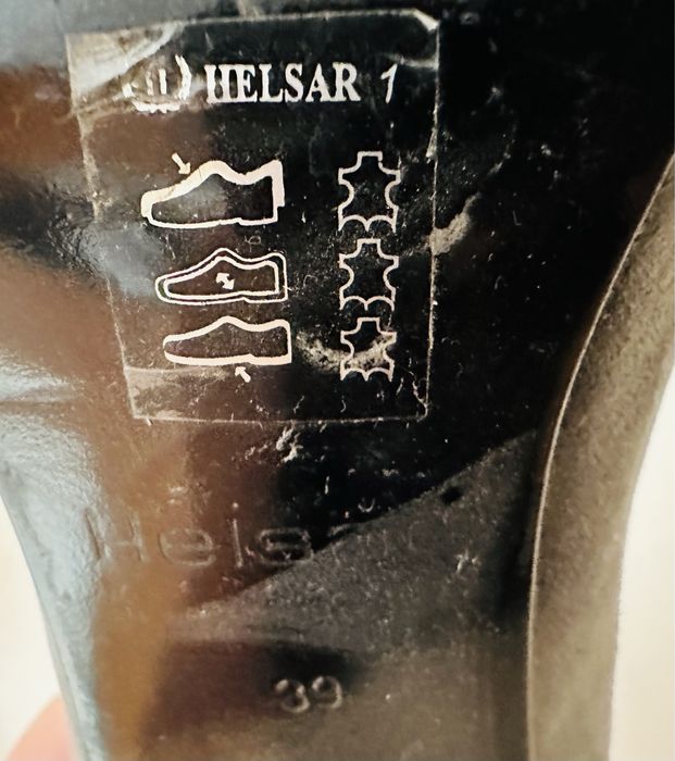 Sapatos Helsar 39