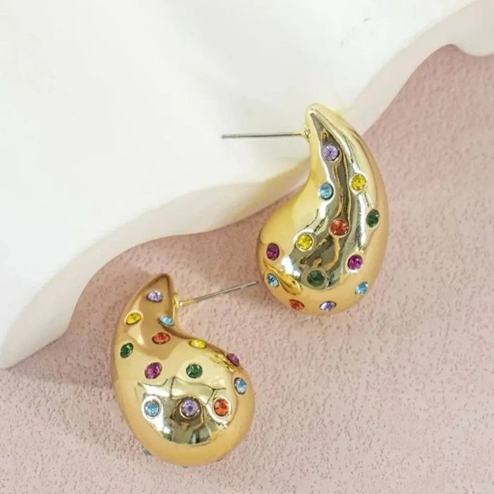 Pozłacane kolczyki ozdobne lekkie krople