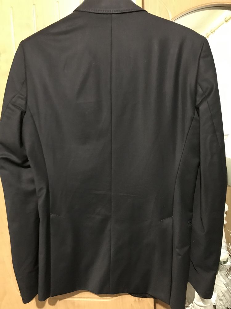 Zara Black Tag 1 500 .