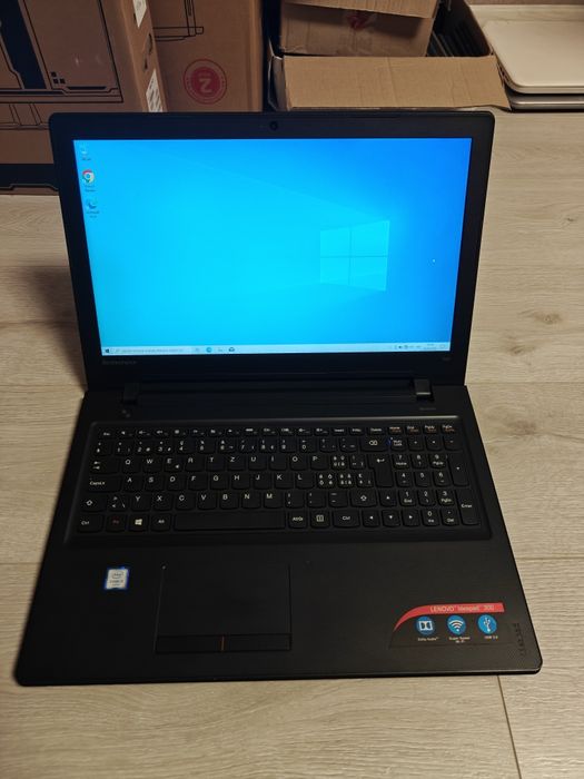 Lenovo Ideapad 300 (15.6"FHD/intel i3/8GB/128SSD) 3 години!