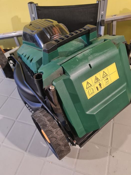 Kosiarka akumulatorowa  18 V.