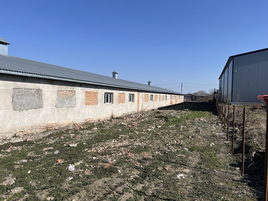 Продам майновий комплекс ( Ферму)