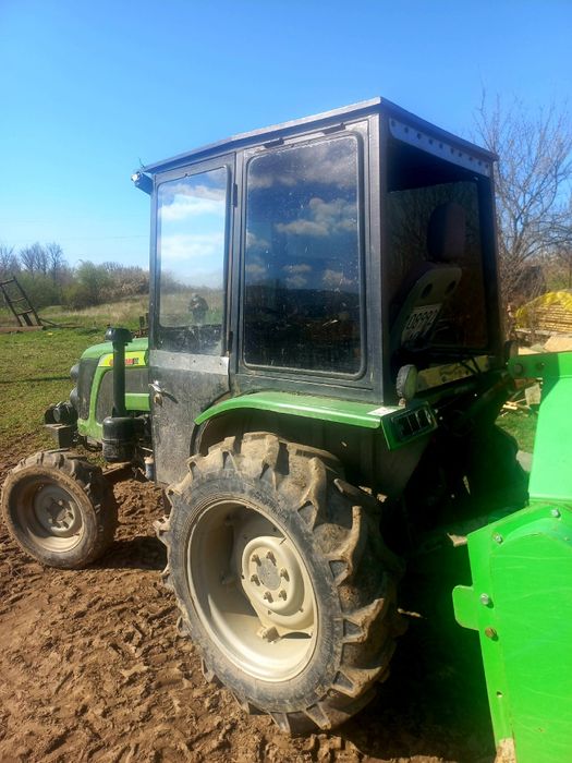 Трактор зоомліон 244