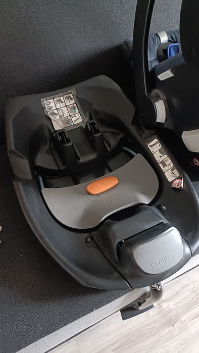 Fotelik nosidełko cybex z bazą ISOFIX