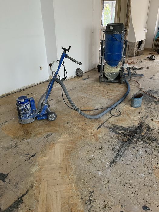 Usiwanie subitu.kleju ,farb, plytek parkietu wykadzin wyburzenia