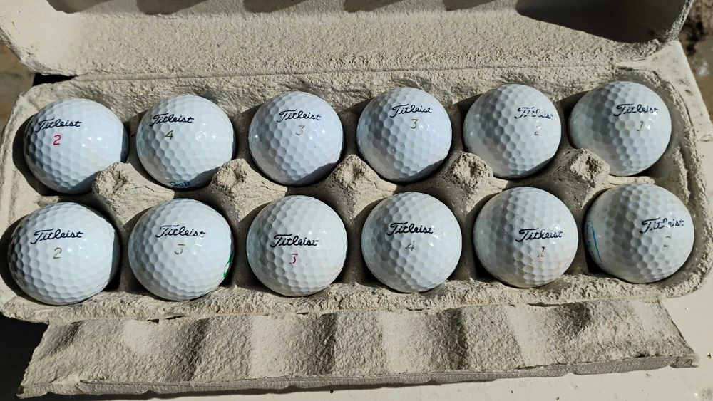 Diversos Packs de 12 Bolas de Golf Usadas (Titleist, Callaway etc)