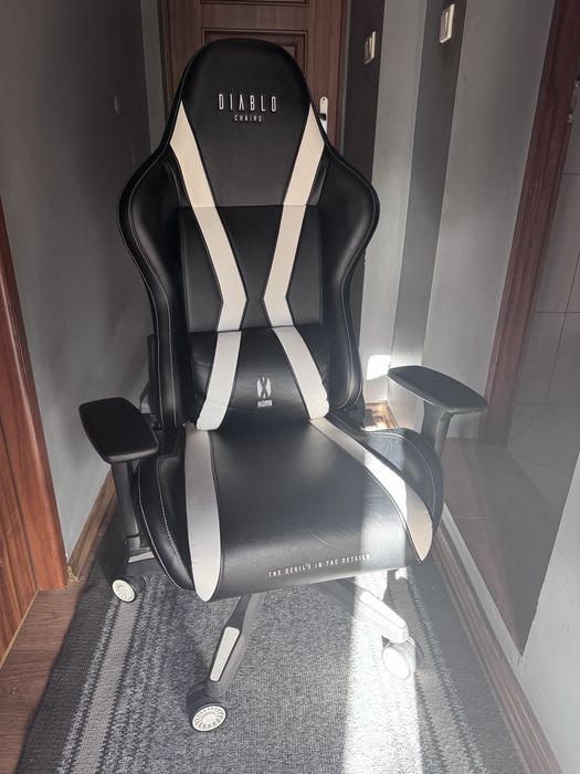 Fotel gamingowy Diablo