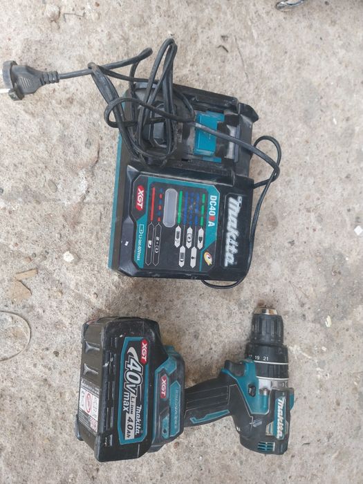 Wkrętarka Makita xgt hp 002g zestaw