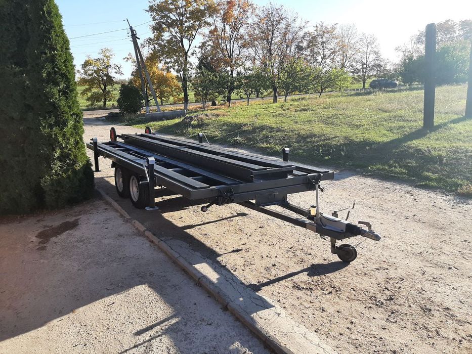 Причіп платформа прицеп для бджіл