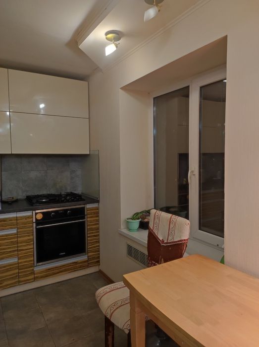 Сдам 2 х. ком.кв.Титова