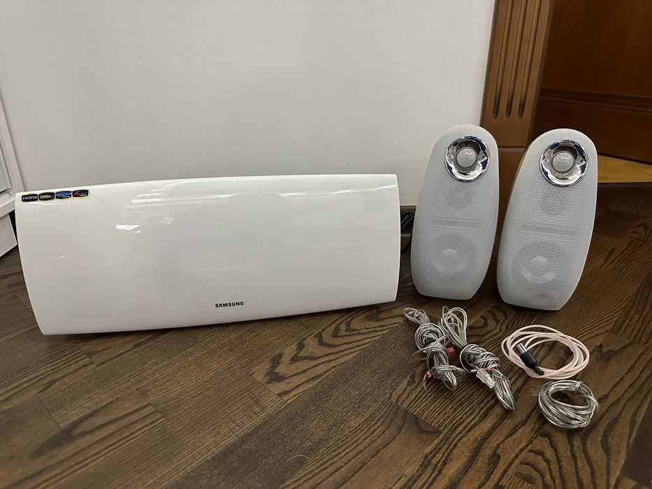 Домашній кінотеатр Samsung HT-A 100 WT/NWT