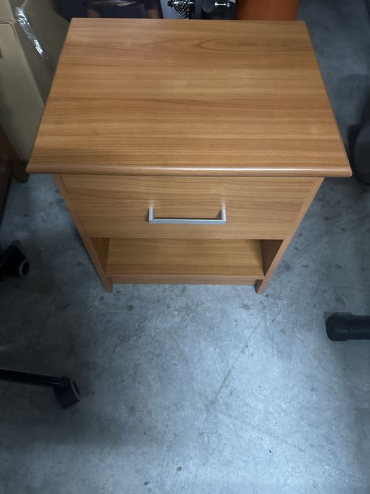 2 Mesas de Cabeceira