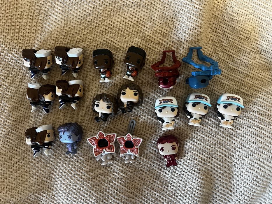 Figurki Stranger Things Kinder Joy Funko Pop Sprzedam lun Wymienie