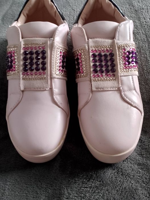 Buty sportowe Balada w rozmiarze 36