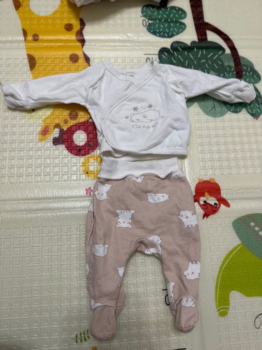 Одяг новонародженому,в пологовий