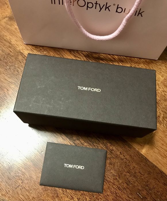 Oryginalne pudełko na okulary Tom Ford