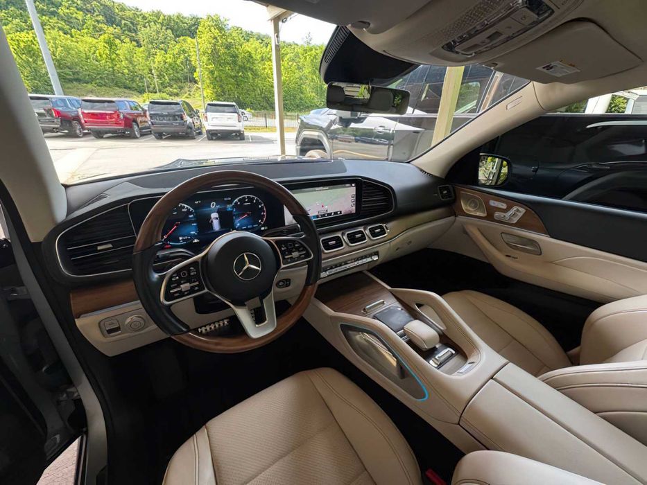 Mercedes-Benz GLS 450      2021