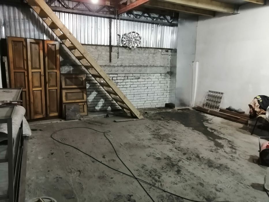 Гараж, Приміщення. Стрийська ,район автовокзалу.