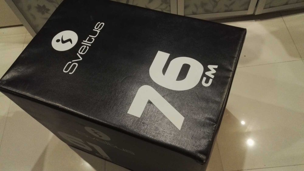 Box do Crossfitu 3w1, Sveltus