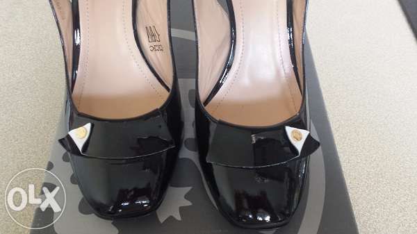 Salamander nowe czarne lakierki 38