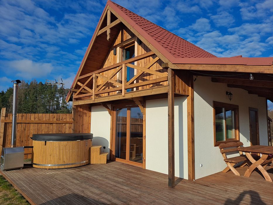 Domek nad jeziorem na Kaszubach na wzgórzu BALIA SAUNA